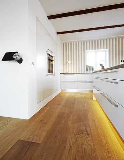 Lang brede planker. Egetræsplanker, plankegulv, Dane-Wood