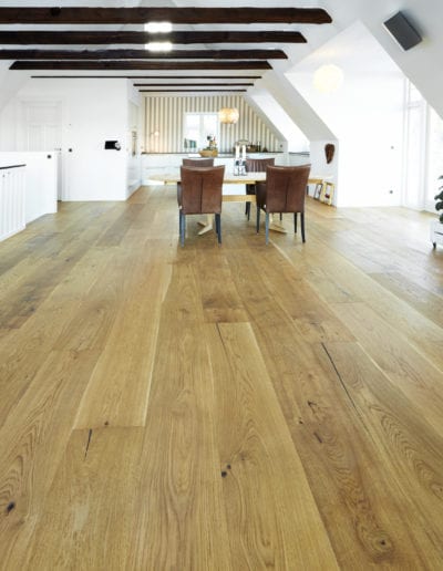 Lang brede planker, egetræs planker, plankegulv. Dane-Wood