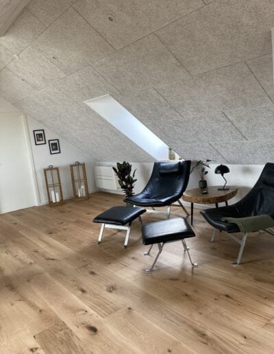 Eg plankegulv natura, børstet med klar olie. 15x240x2200mm. Dane-Wood