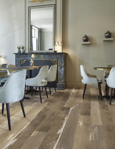 COREtec, - naturtro vinyl fliser, - overfladen føles som fliser, da kernen er lavet af kalksten. Nuovo 50 CERA 0785C . Dane-Wood