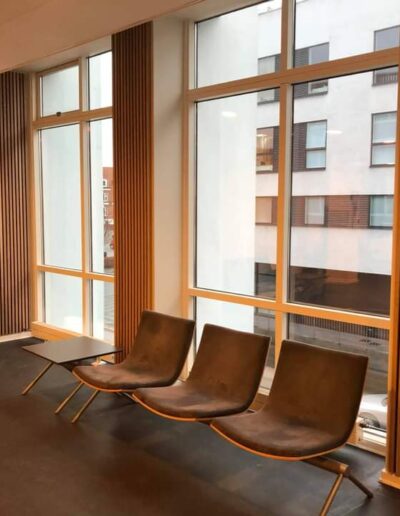 Akustik vægpanel. Massiv Eg med klar olie. Dane-Wood 13 x 26 mm. 16 mm afstand. Dane-Wood